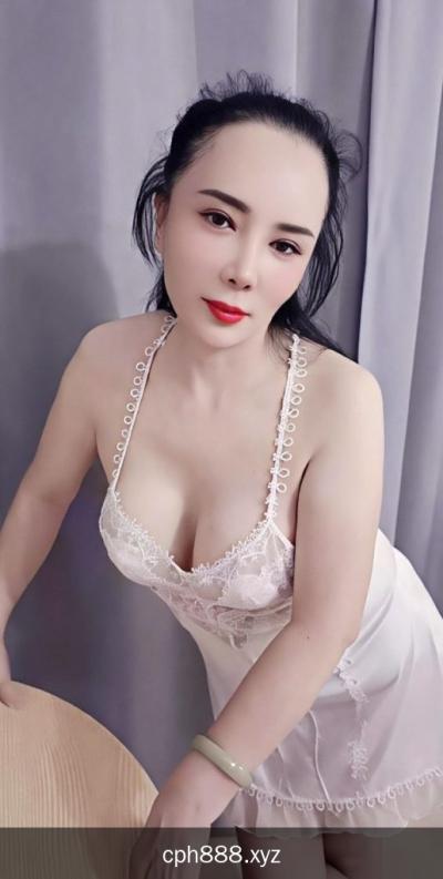 浦东大奶骚妇便宜泻火