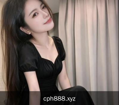 上城美乳小腰精骚妹