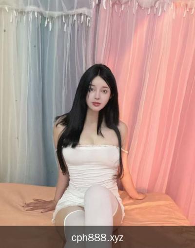 性感大奶翘臀妹子