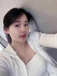 龙岗大奶莞式服务-毛毛