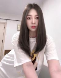 大长腿美少女