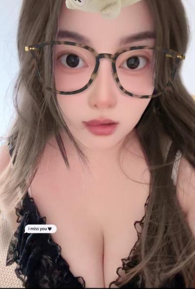 赣州紫金广场大奶少妇